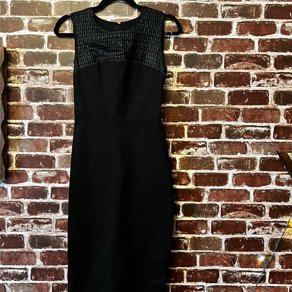 Roland Mouret x Banana Republic Black Dress